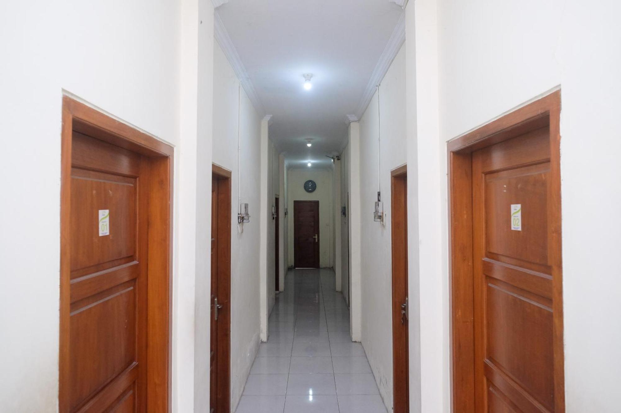 Reddoorz Syariah Near Pakuwon Mall Jogja Kejayan Εξωτερικό φωτογραφία