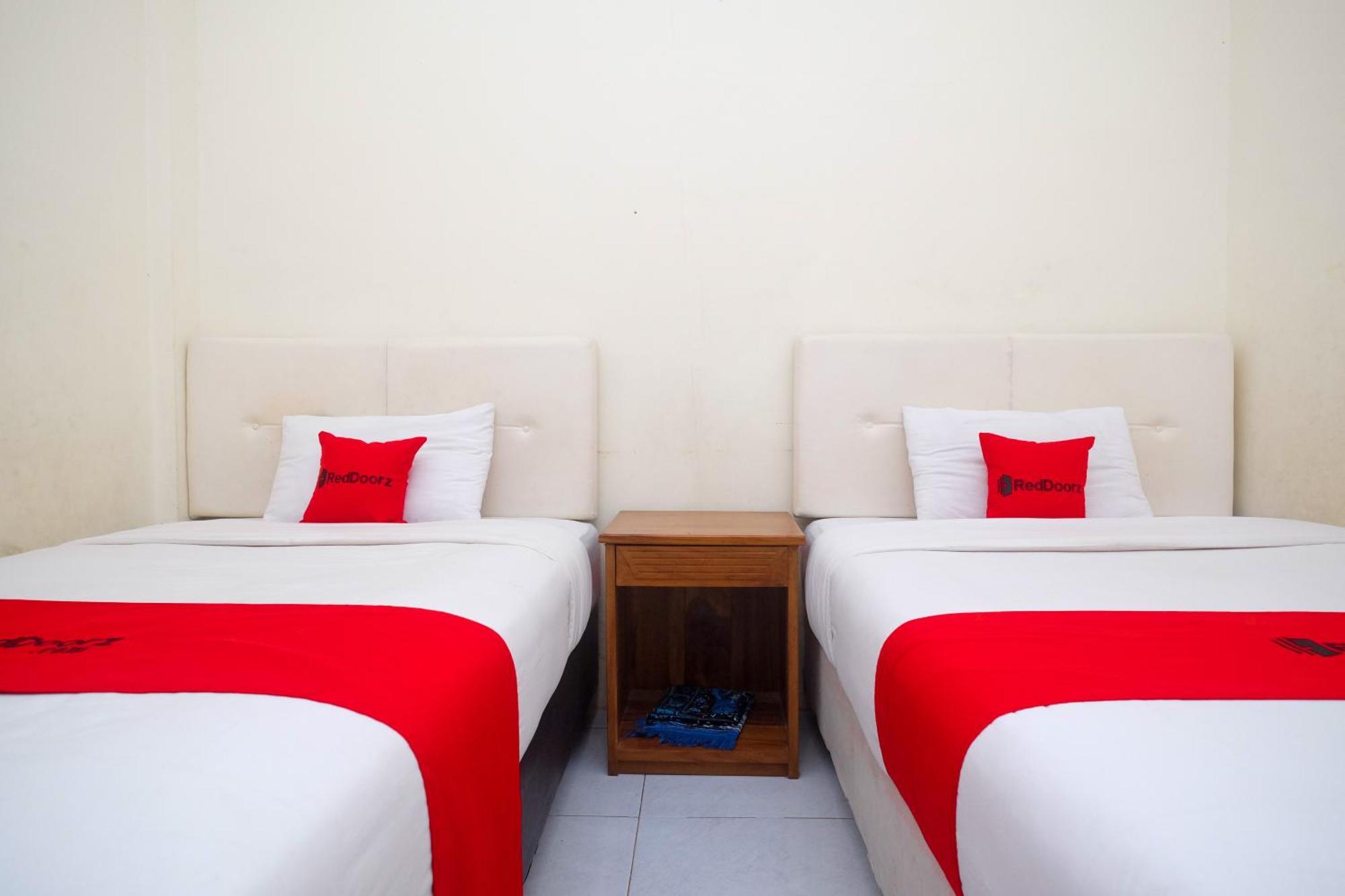 Reddoorz Syariah Near Pakuwon Mall Jogja Kejayan Εξωτερικό φωτογραφία