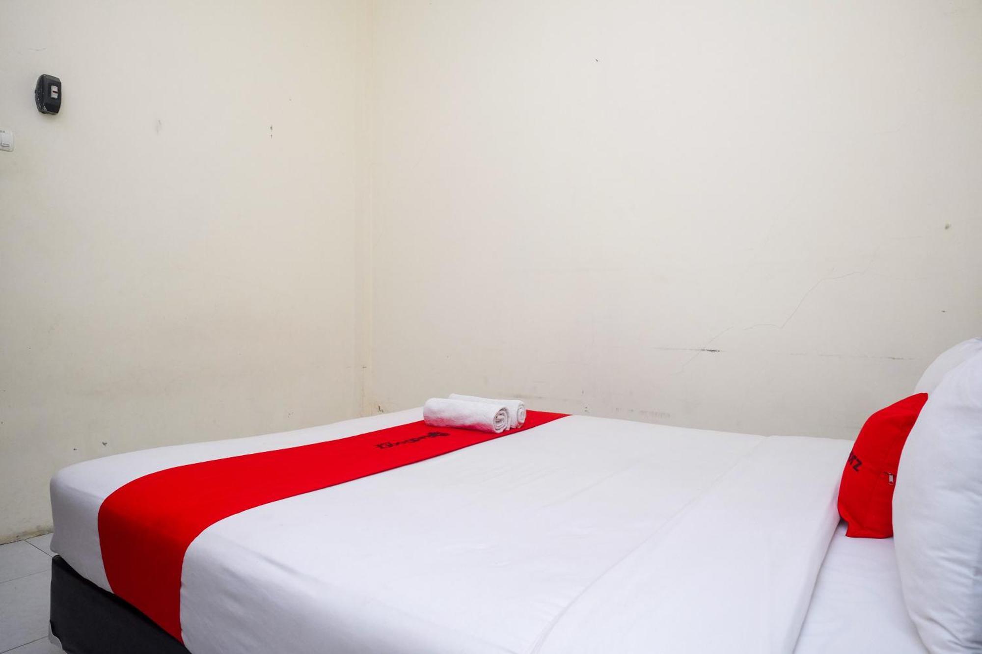 Reddoorz Syariah Near Pakuwon Mall Jogja Kejayan Εξωτερικό φωτογραφία