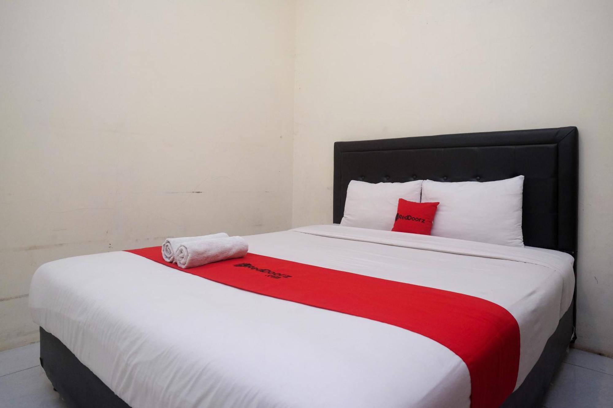 Reddoorz Syariah Near Pakuwon Mall Jogja Kejayan Εξωτερικό φωτογραφία
