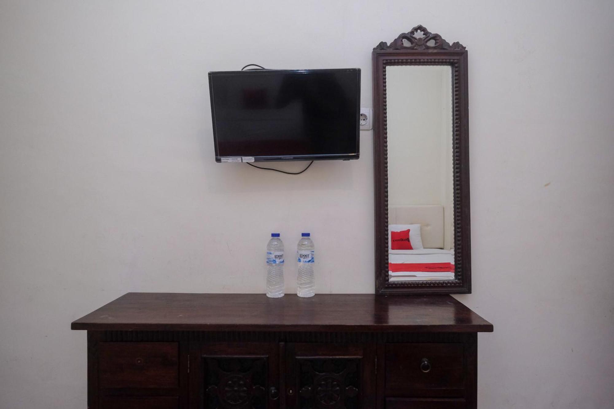 Reddoorz Syariah Near Pakuwon Mall Jogja Kejayan Εξωτερικό φωτογραφία