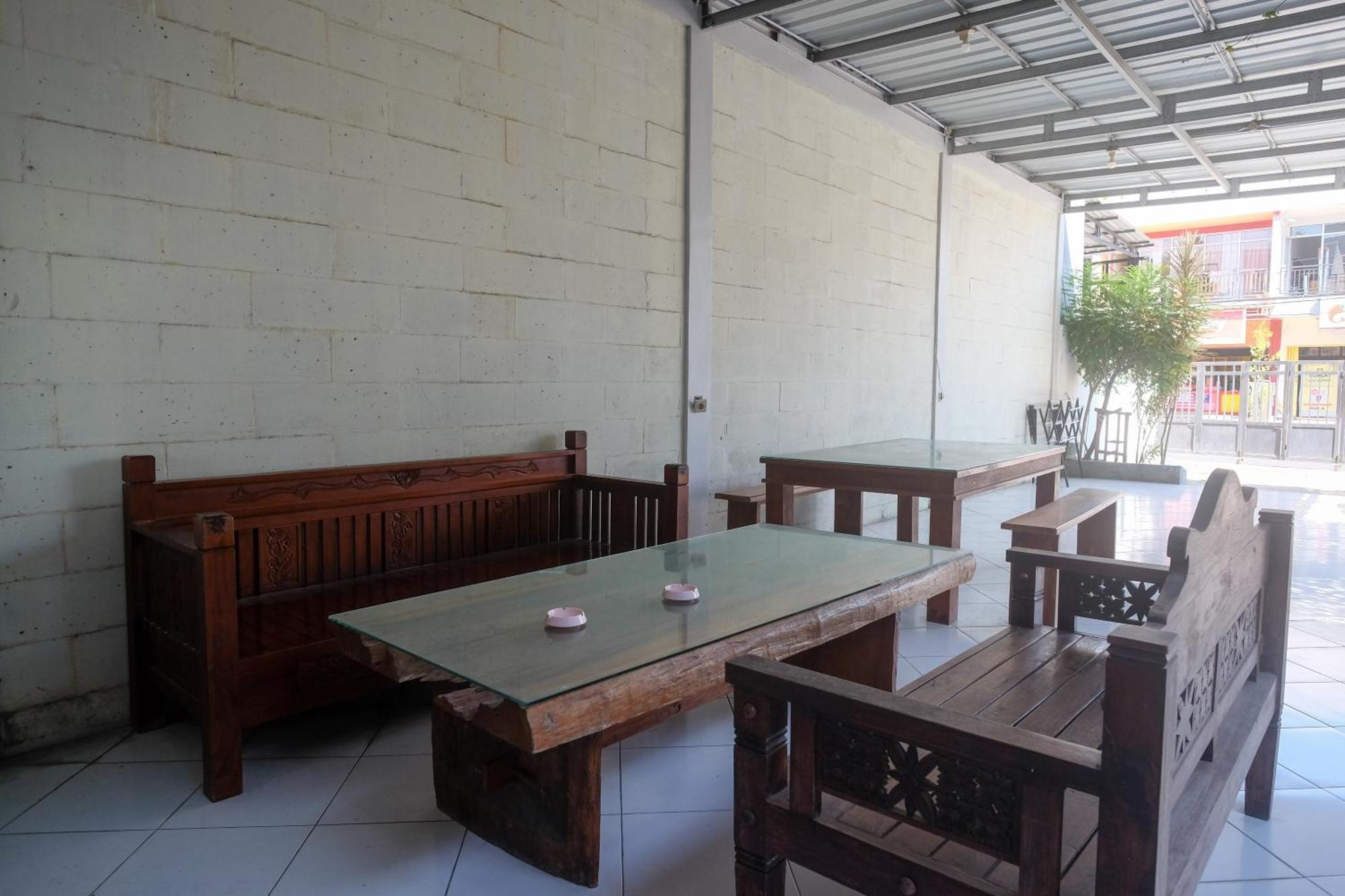 Reddoorz Syariah Near Pakuwon Mall Jogja Kejayan Εξωτερικό φωτογραφία