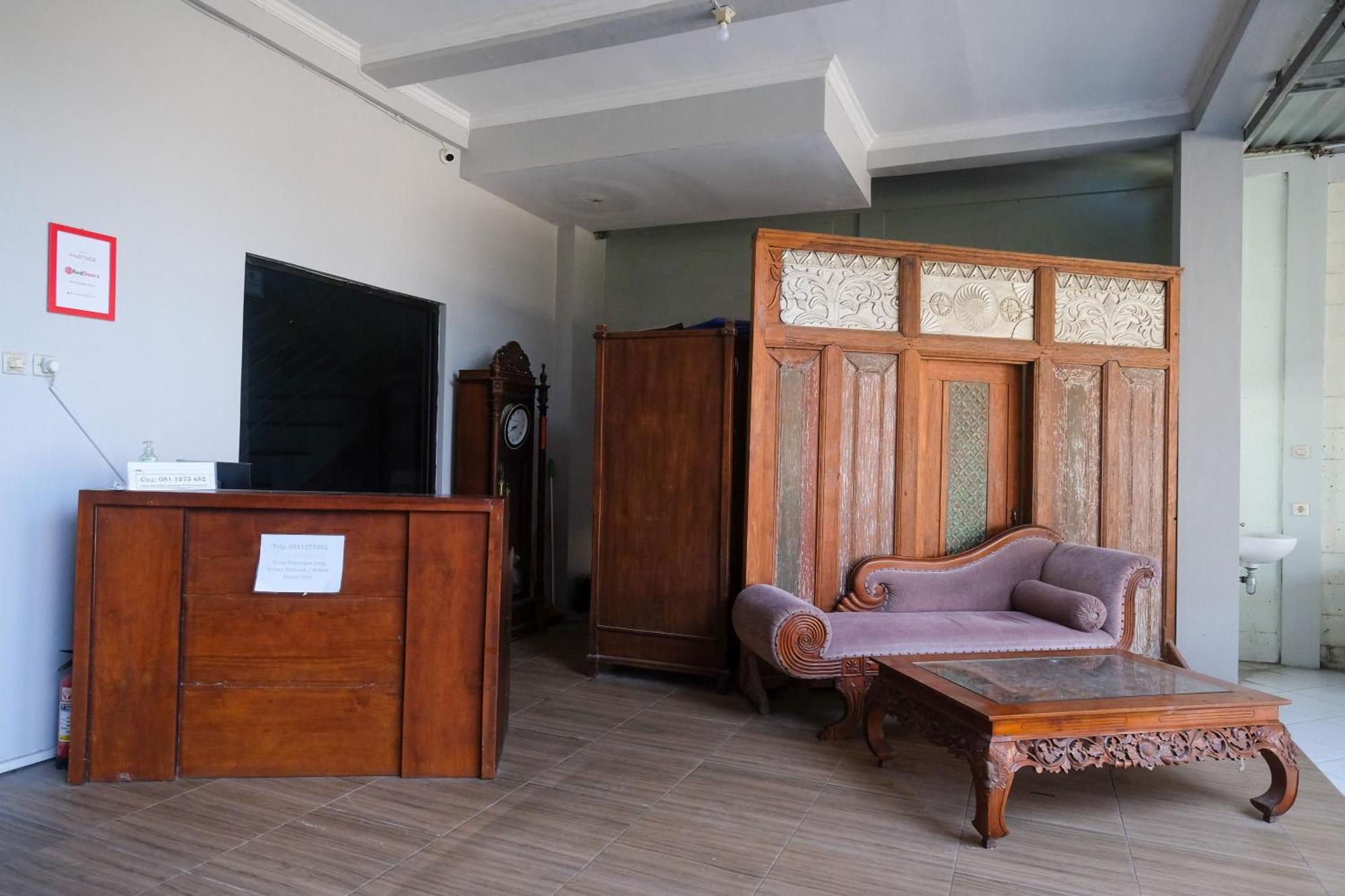 Reddoorz Syariah Near Pakuwon Mall Jogja Kejayan Εξωτερικό φωτογραφία